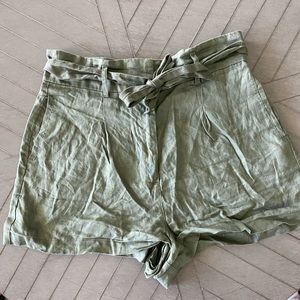 Linen Army Green Shorts